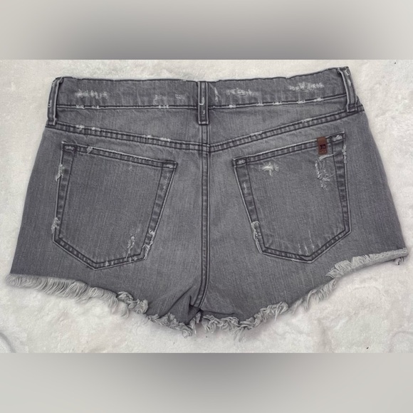 Joe’s Jeans Gabriella Cut Off Short Grey Distressed Size 27 - Picture 5 of 6